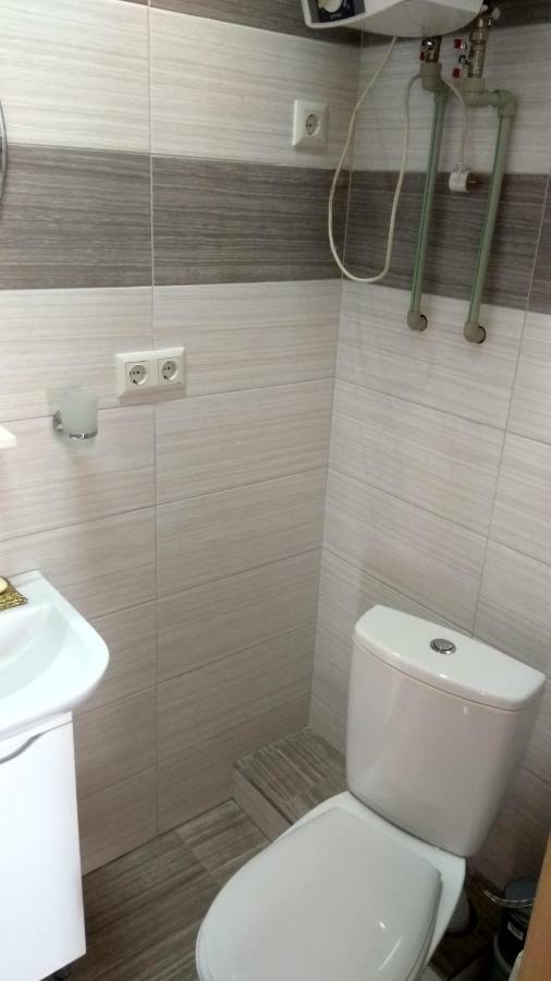 Eco House Hotel ชรอโนมอสค์ ภายนอก รูปภาพ